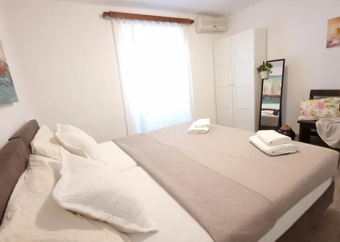 Skoljka Apartmán Jezera