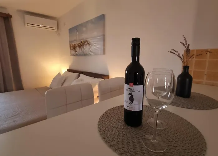 Апартаменты Apartments Skoljka Езера