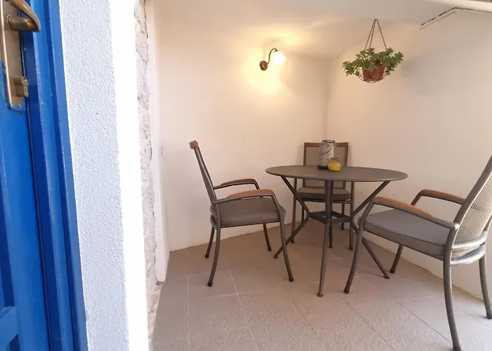 Apartments Skoljka *